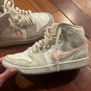 Nike Women's High-Top Sneakers - White and Pink